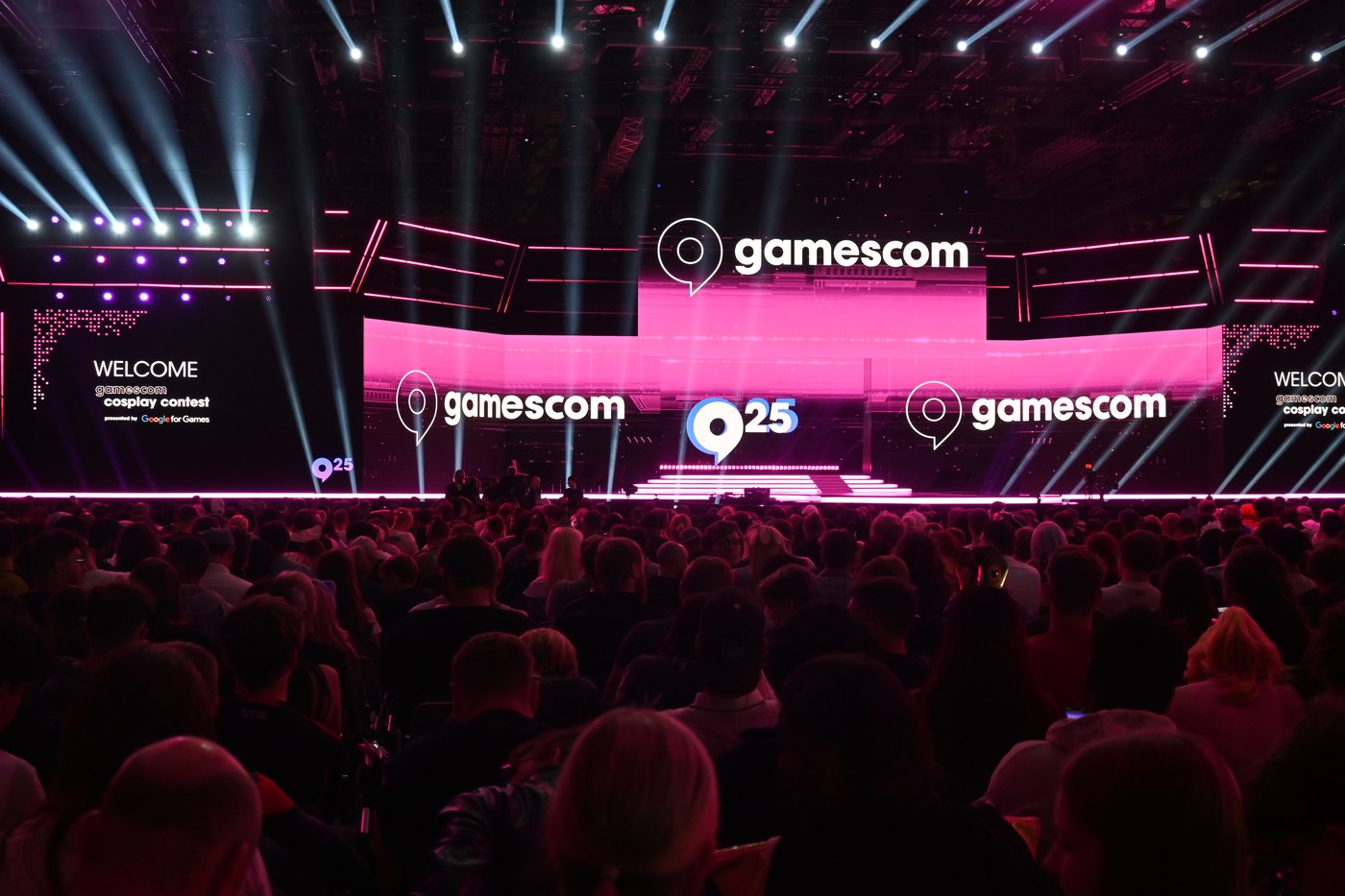 Crowd at the Gamescom 2025 main stage in Cologne