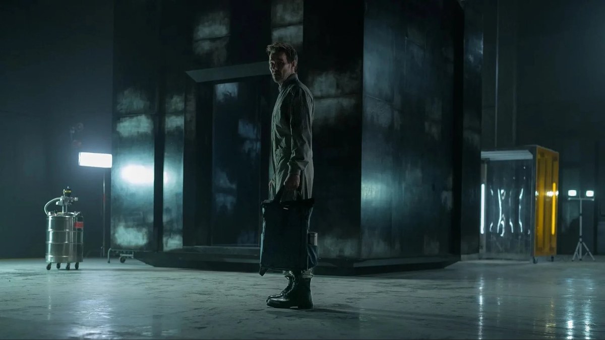 The Box device from Dark Matter season 2
