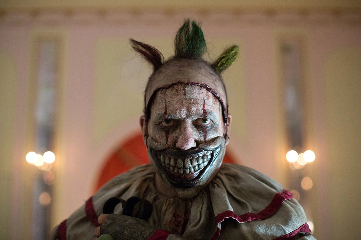Twisty the Clown returns in American Horror Story: 13