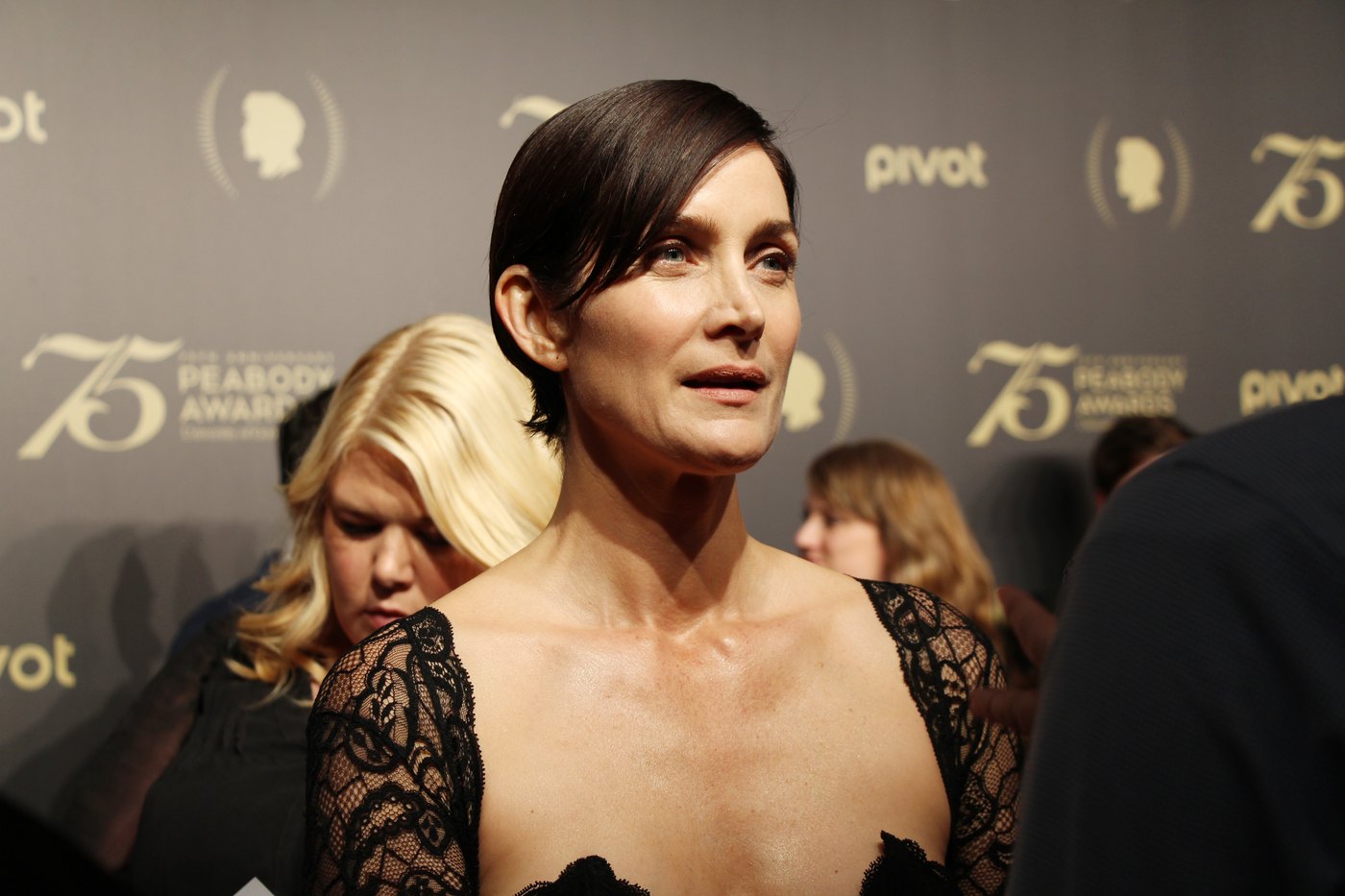 Carrie-Anne Moss