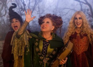 Hocus Pocus 2 Is a Disney+ Halloween Movie Pick for Comedy Before Scares