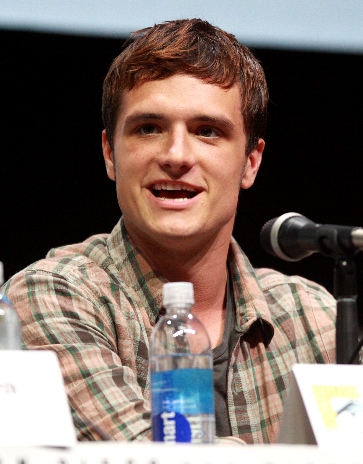 Josh Hutcherson at a convention panel