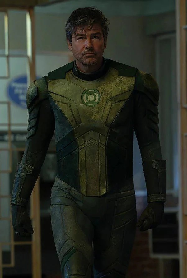 Kyle Chandler as Hal Jordan in Lanterns