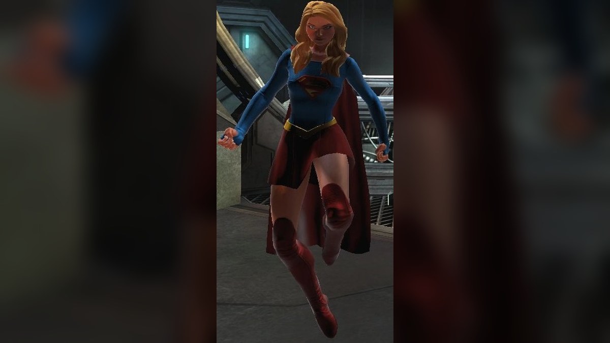 Supergirl in DC Universe Online